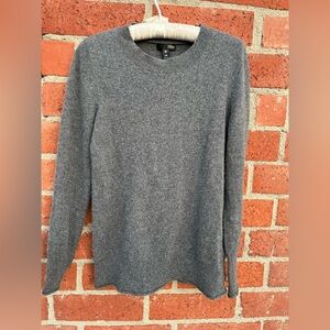 Aqua Cashmere Crewneck Sweater, Gray, Size S